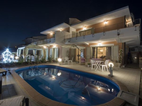 casa indipendente in vendita a Praia a Mare in zona Santo Stefano