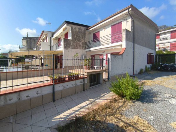 appartamento in vendita a Praia a Mare in zona Viscigliosa