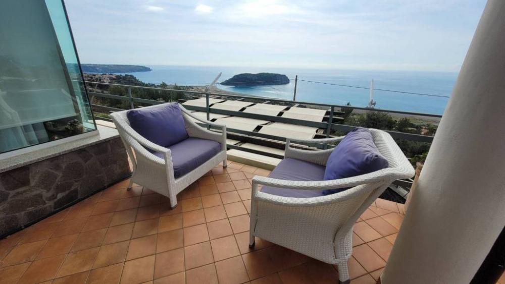 casa indipendente in vendita a Praia a Mare