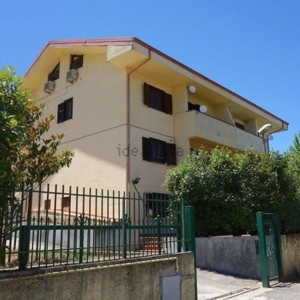 casa indipendente in vendita a Rende in zona Arcavacata