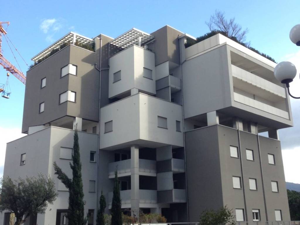 appartamento in vendita a Rende in zona Roges