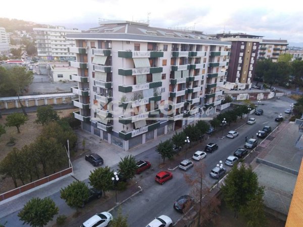 ufficio in vendita a Rende