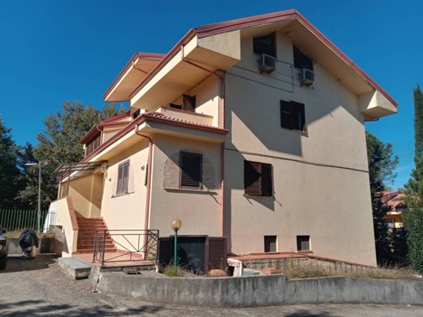 casa indipendente in vendita a Rende in zona Arcavacata
