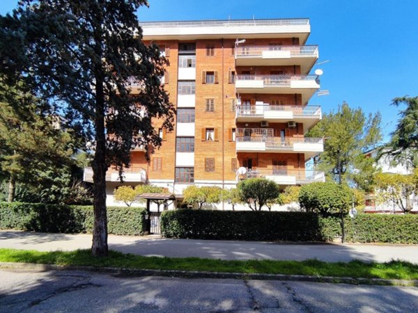 appartamento in vendita a Rende in zona Roges