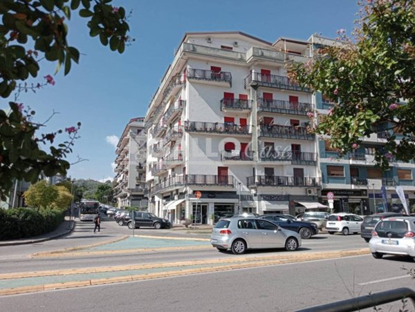 appartamento in vendita a Rende in zona Roges