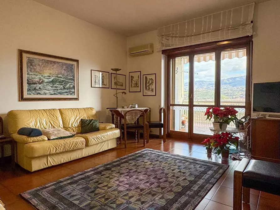 casa indipendente in vendita a Rende in zona Roges