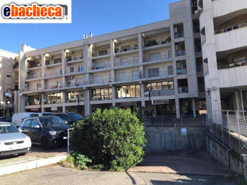 locale di sgombero in vendita a Rende
