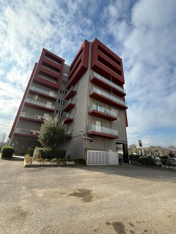 appartamento in vendita a Rende in zona Quattromiglia