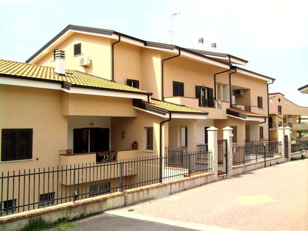 appartamento in vendita a Rende in zona Santo Stefano