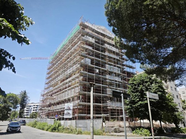 negozio in affitto a Rende in zona Quattromiglia