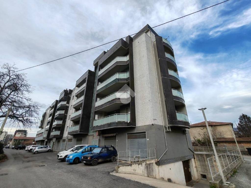 appartamento in vendita a Rende in zona Quattromiglia