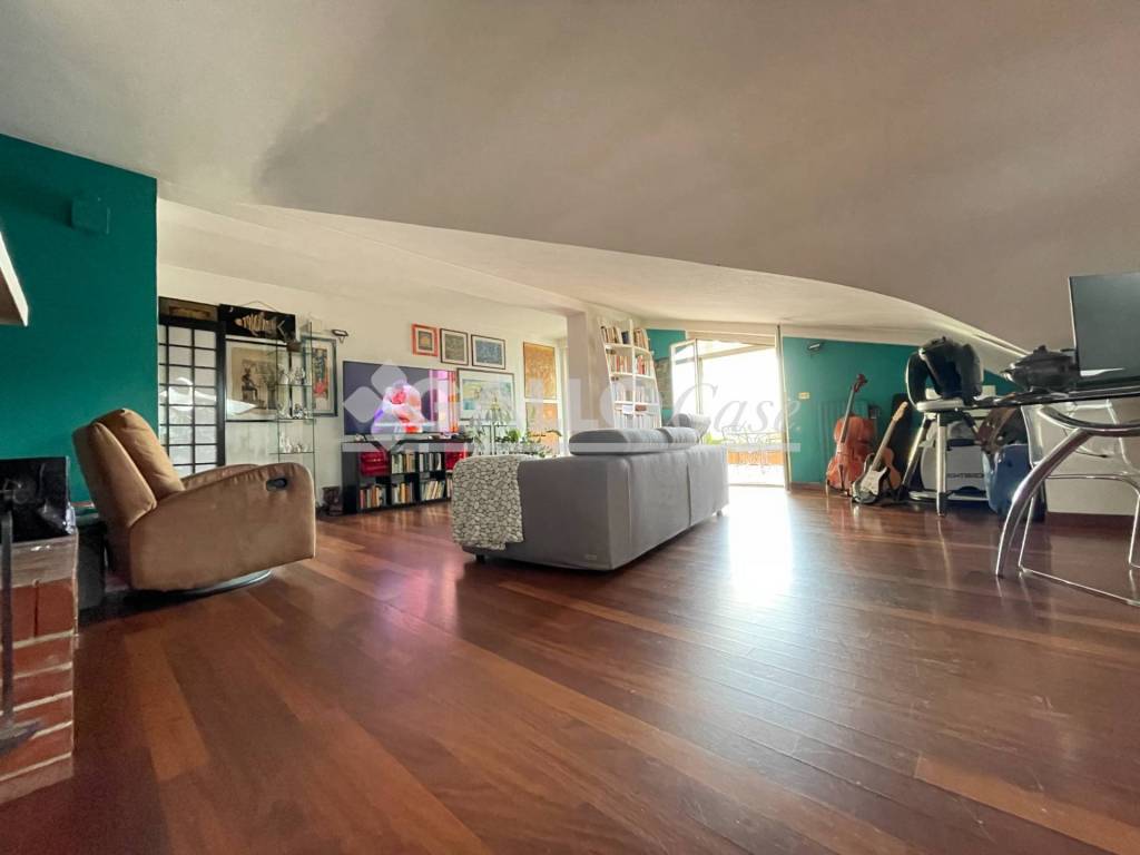 appartamento in vendita a Rende in zona Roges