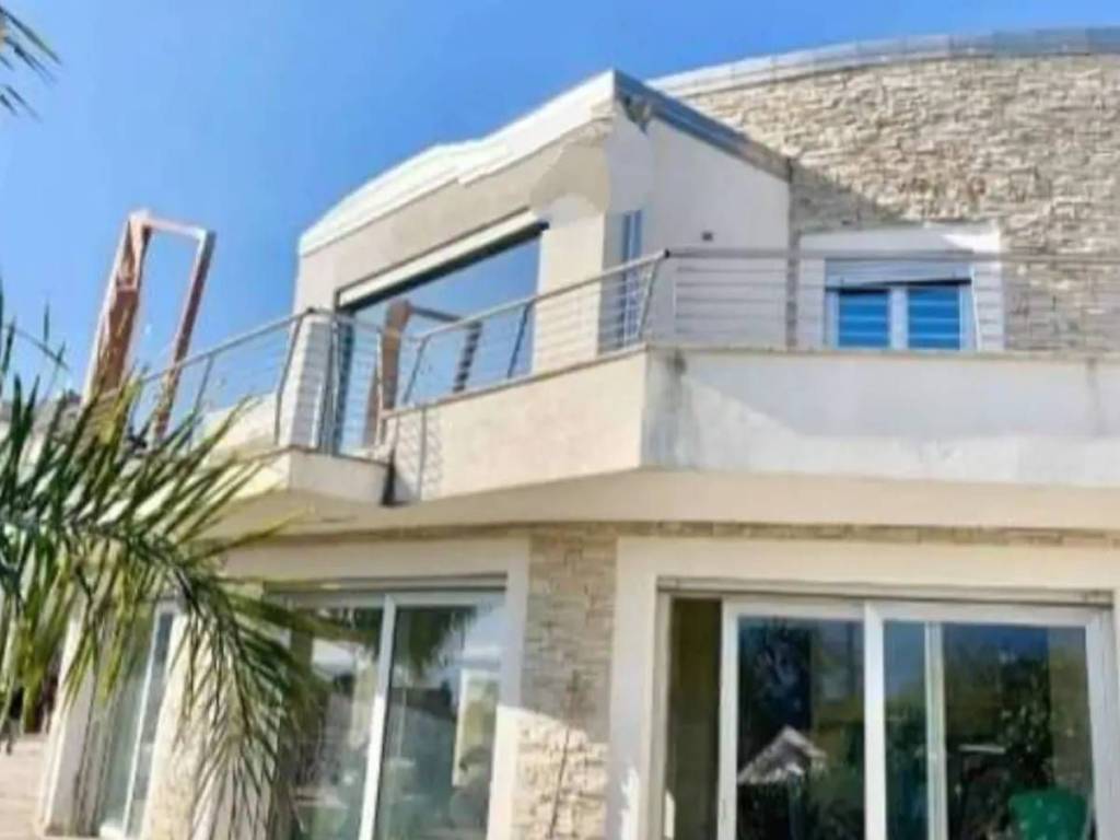 casa indipendente in vendita a Rende in zona Roges