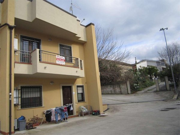 casa indipendente in vendita a Rende in zona Quattromiglia