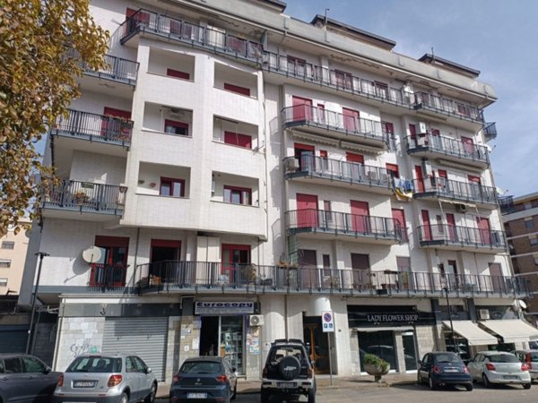 appartamento in vendita a Rende in zona Roges