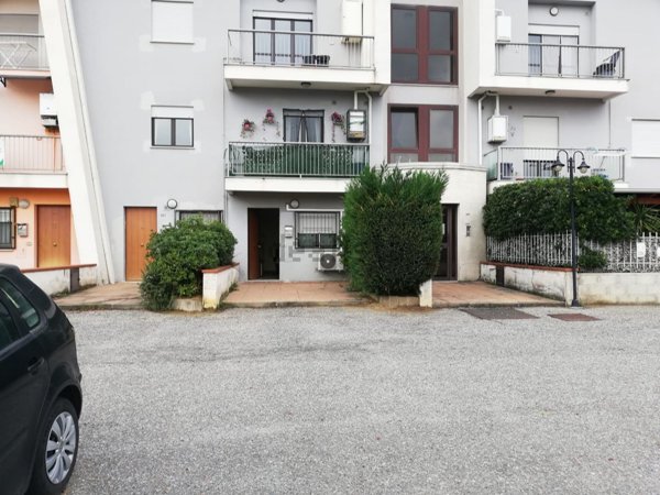 appartamento in vendita a Rende in zona Quattromiglia