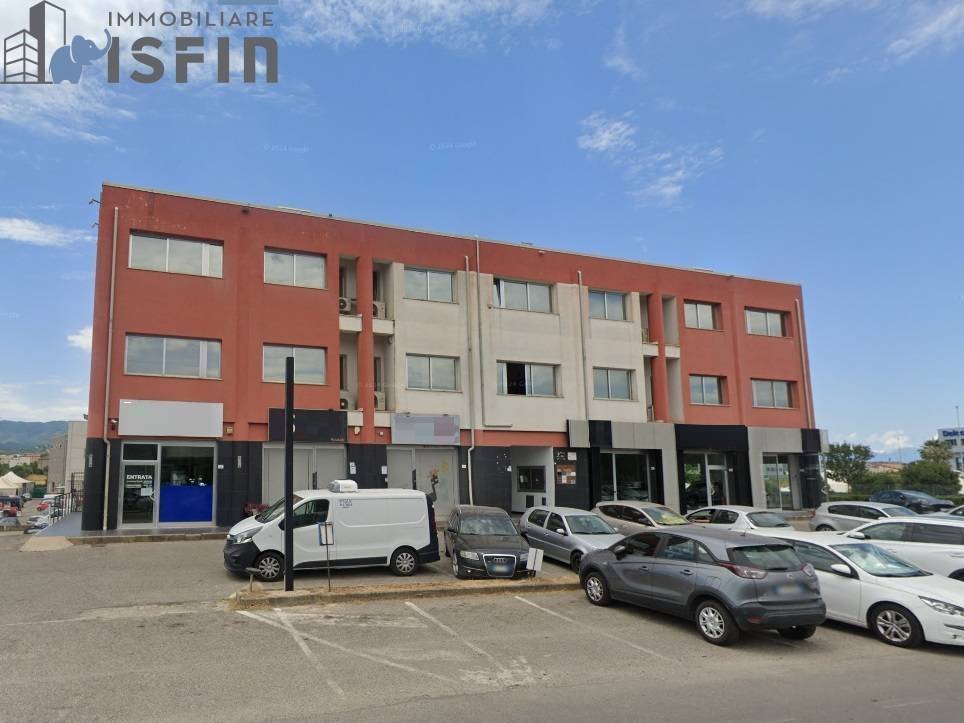 ufficio in vendita a Rende in zona Quattromiglia