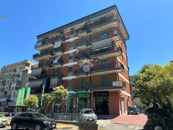 appartamento in vendita a Rende in zona Roges