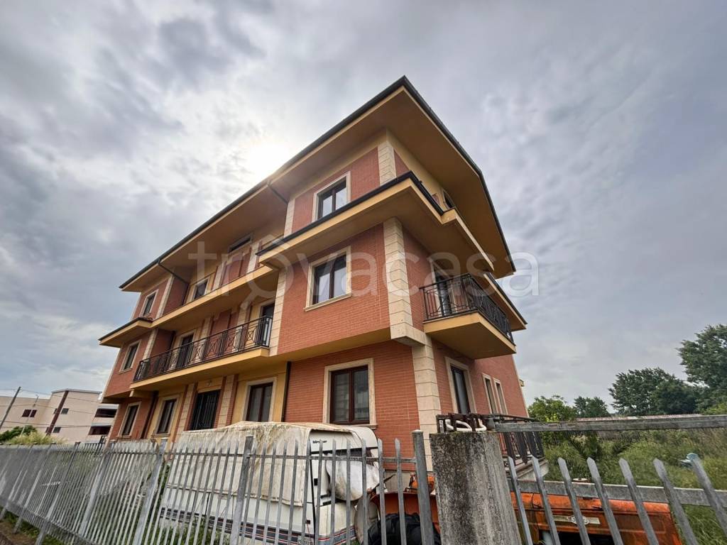 appartamento in vendita a Rende in zona Quattromiglia