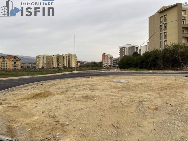 terreno edificabile in vendita a Rende in zona Quattromiglia