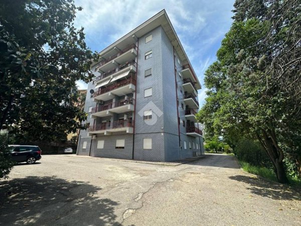 appartamento in vendita a Rende in zona Roges