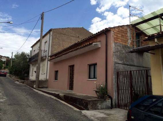 casa indipendente in vendita a Rende in zona Surdo
