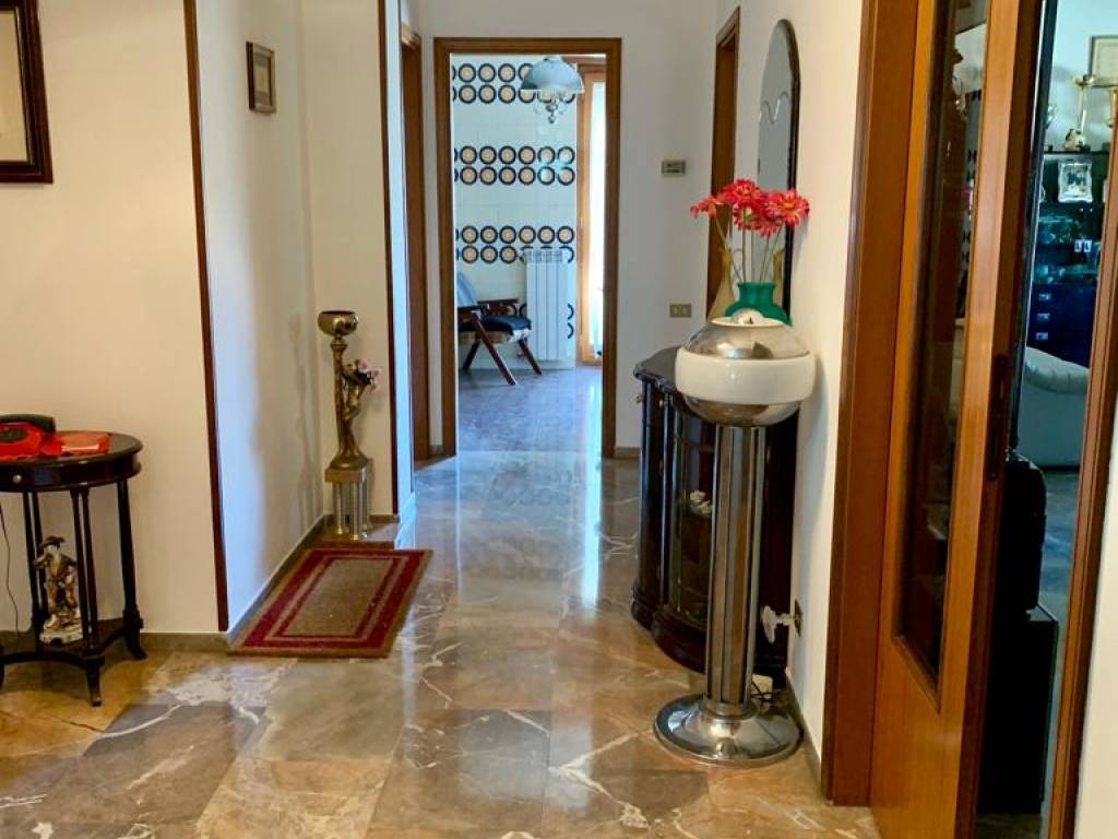 appartamento in vendita a Rende in zona Roges