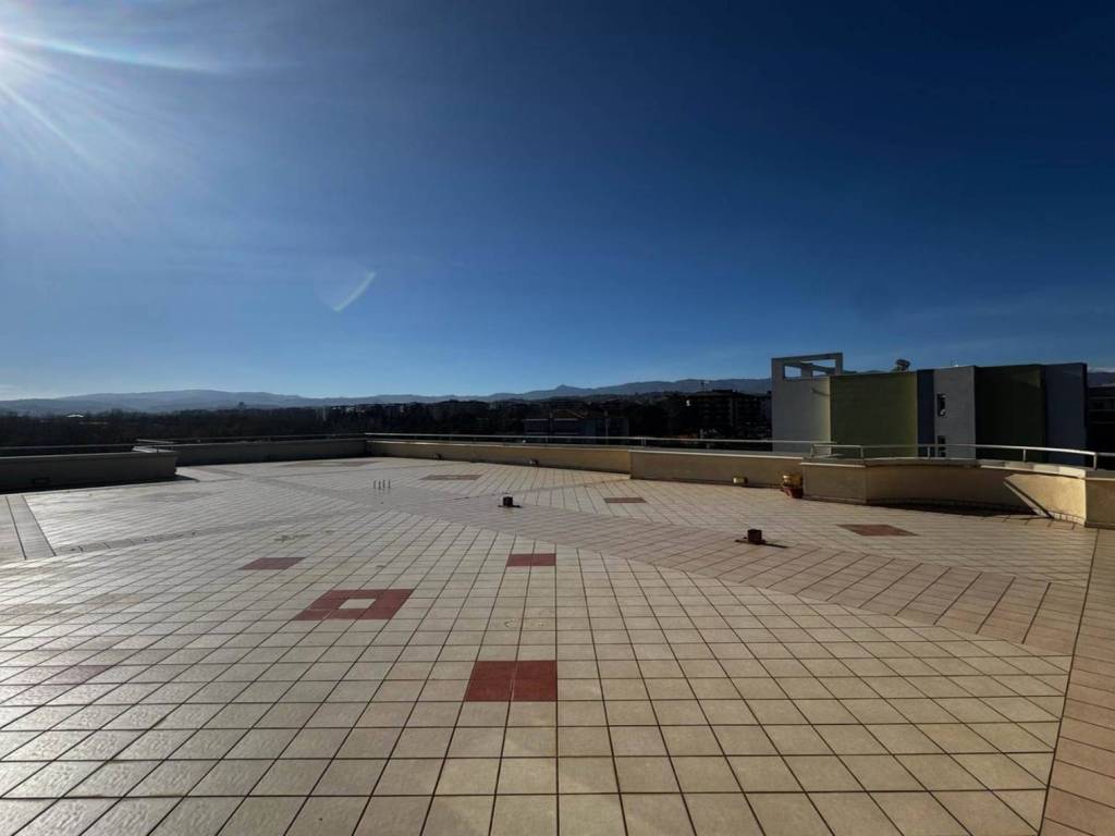 appartamento in vendita a Rende in zona Roges