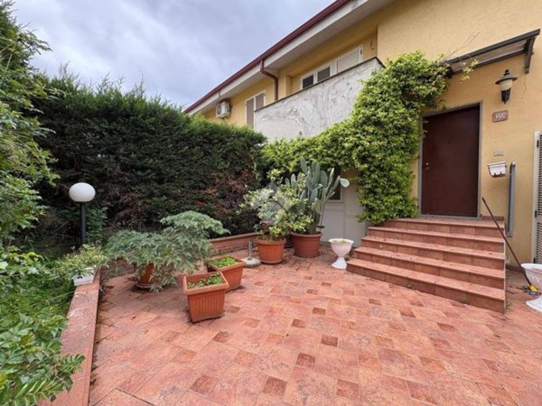 casa indipendente in vendita a Rende