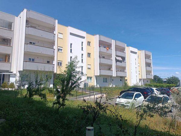 appartamento in vendita a Rende in zona Roges