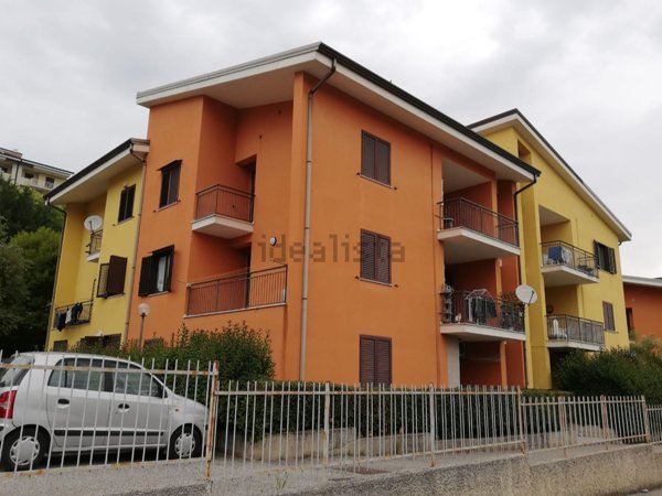 appartamento in vendita a Rende in zona Arcavacata
