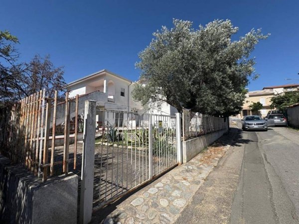 appartamento in vendita a Rende in zona Quattromiglia
