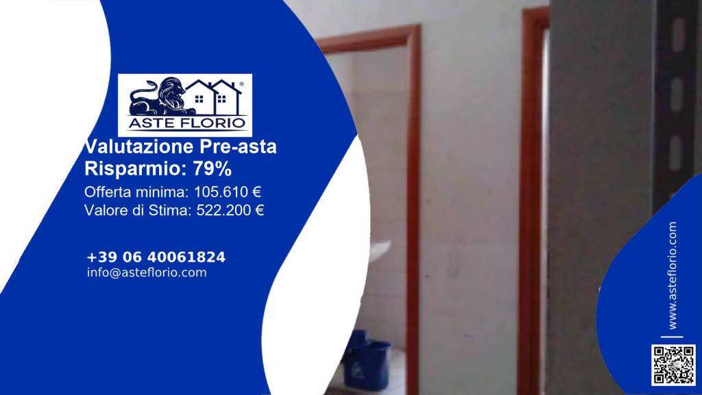 locale commerciale in vendita a Rende in zona Quattromiglia