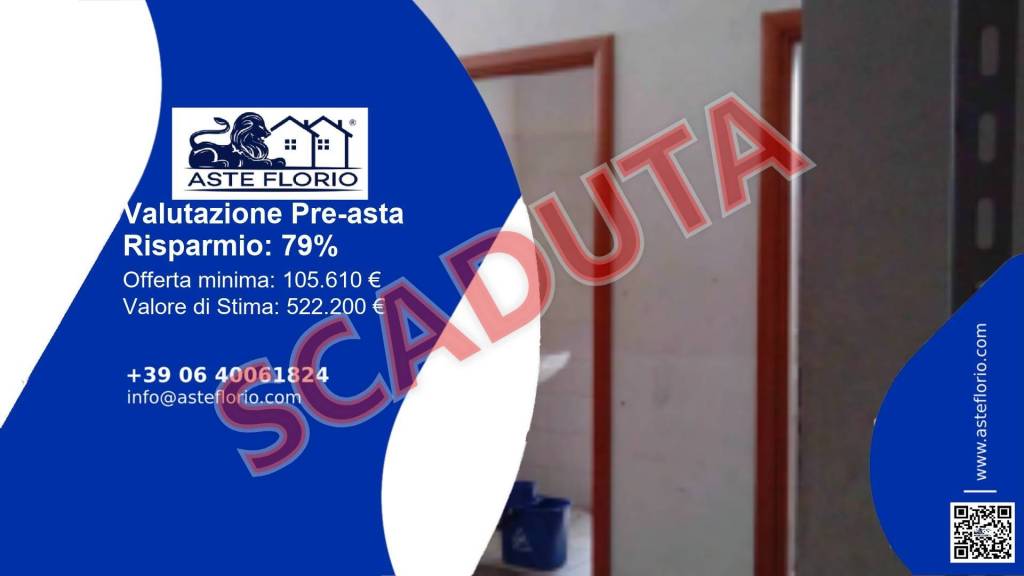 locale commerciale in vendita a Rende