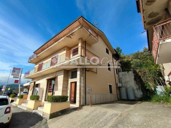 appartamento in vendita a Rende in zona Quattromiglia