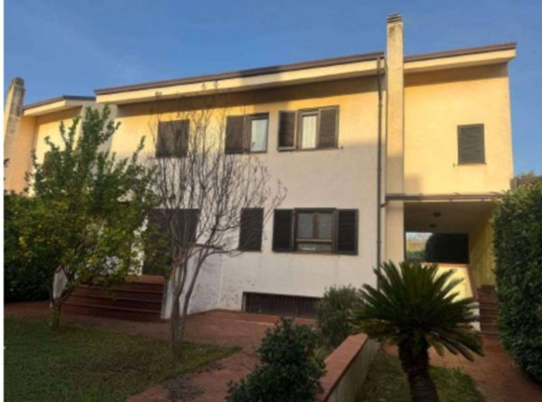 casa indipendente in vendita a Rende in zona Quattromiglia