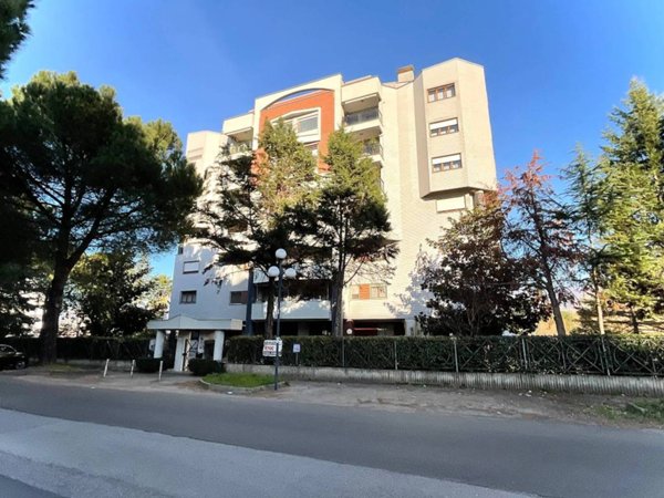 appartamento in vendita a Rende in zona Roges