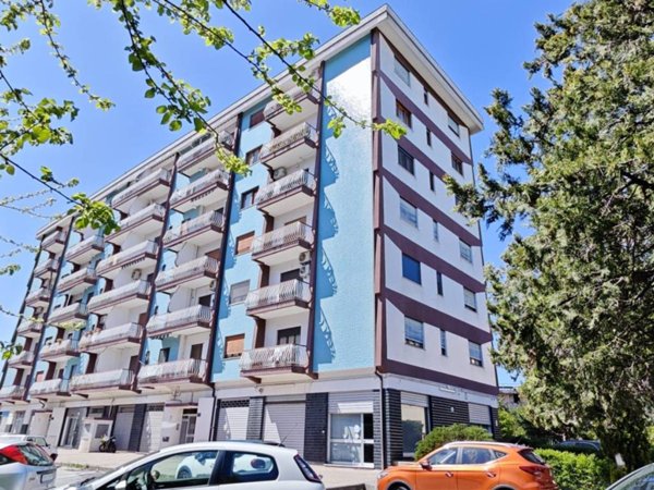 appartamento in vendita a Rende in zona Roges