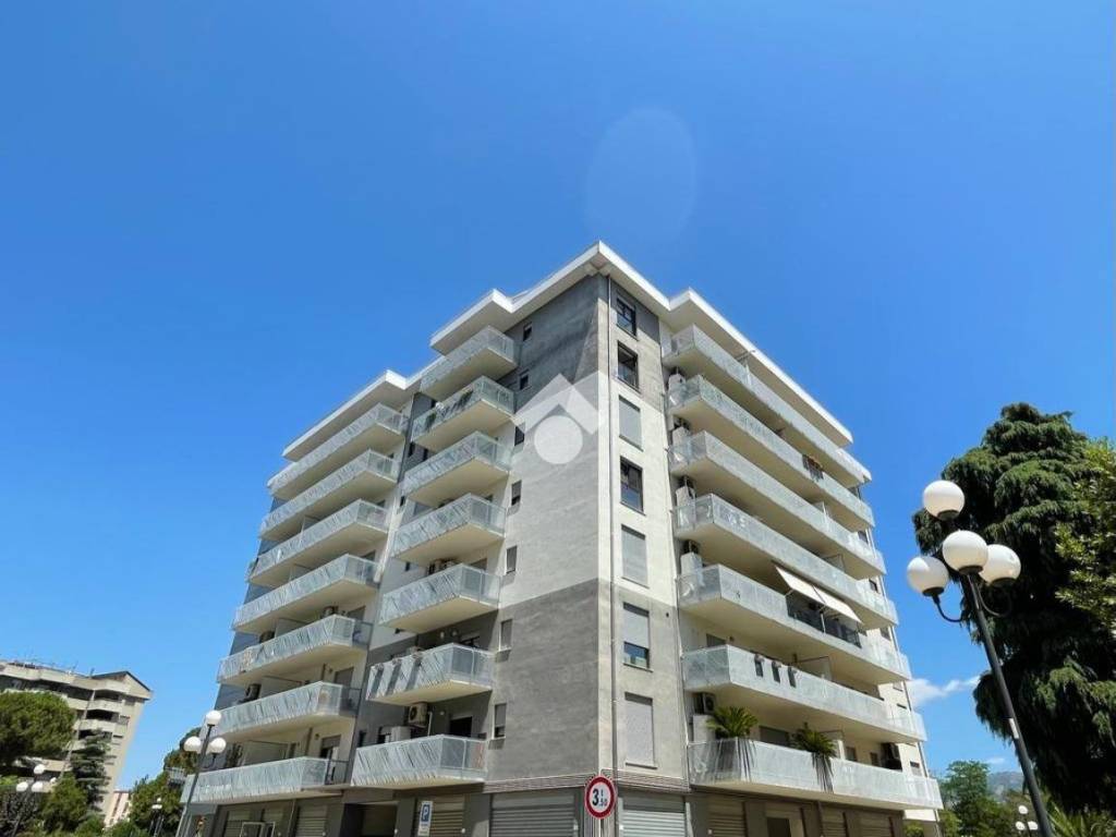 appartamento in vendita a Rende in zona Roges