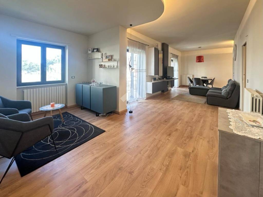 appartamento in vendita a Rende in zona Roges