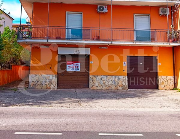 appartamento in vendita a Rende in zona Surdo