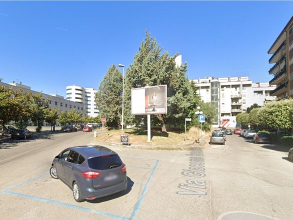 appartamento in vendita a Rende in zona Roges