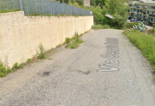 locale di sgombero in vendita a Rende
