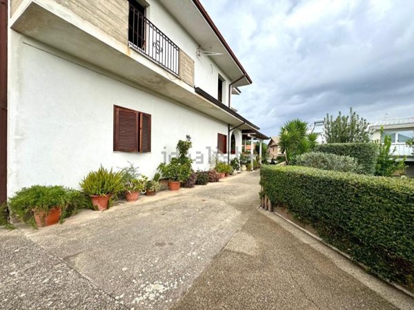 casa indipendente in vendita a Rende