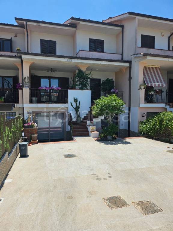 casa indipendente in vendita a Rende in zona Quattromiglia