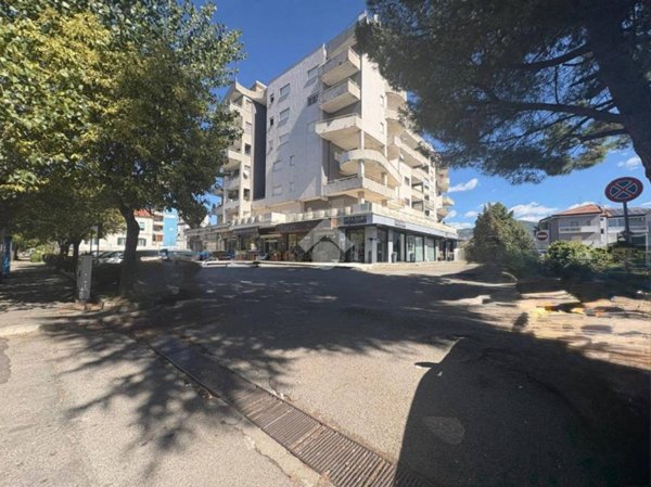 appartamento in vendita a Rende in zona Quattromiglia