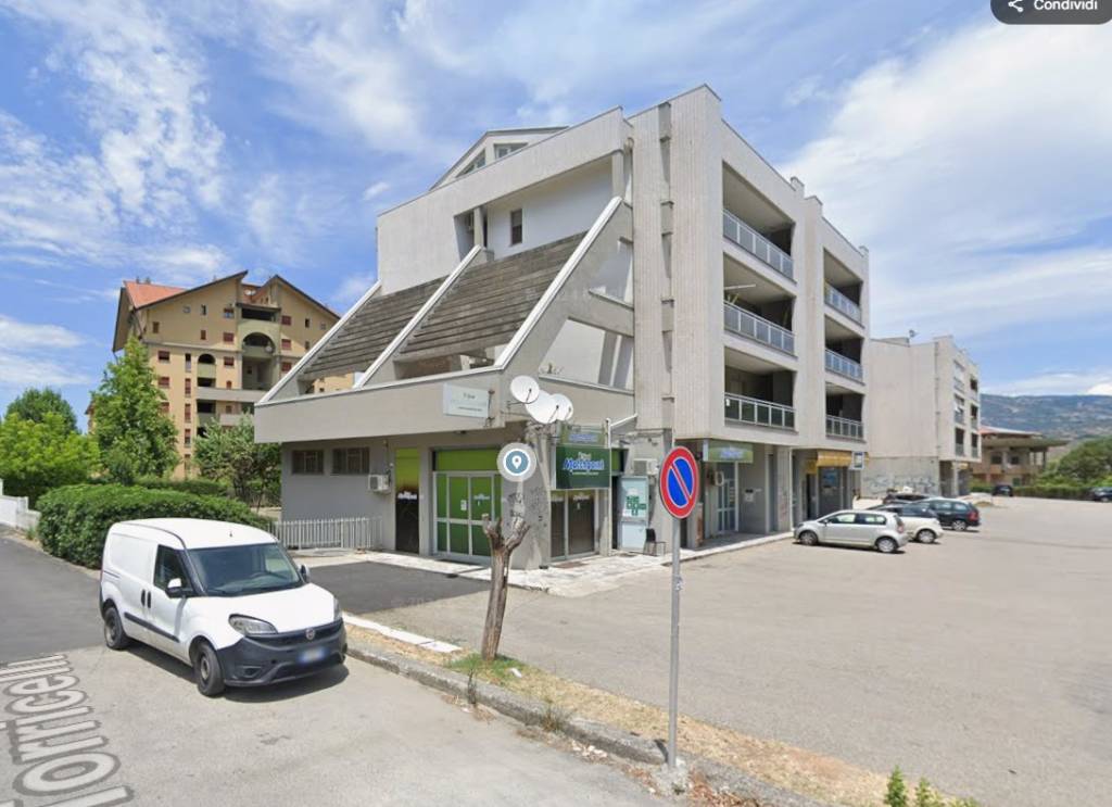 appartamento in vendita a Rende in zona Quattromiglia