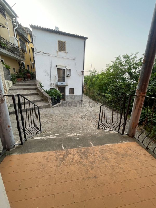 casa indipendente in vendita a Rende