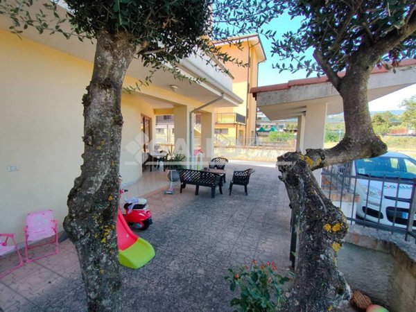 casa indipendente in vendita a Rende