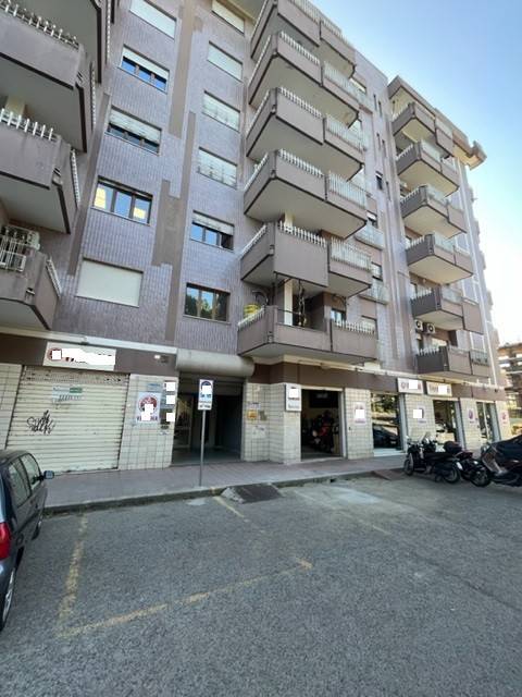 appartamento in vendita a Rende in zona Roges